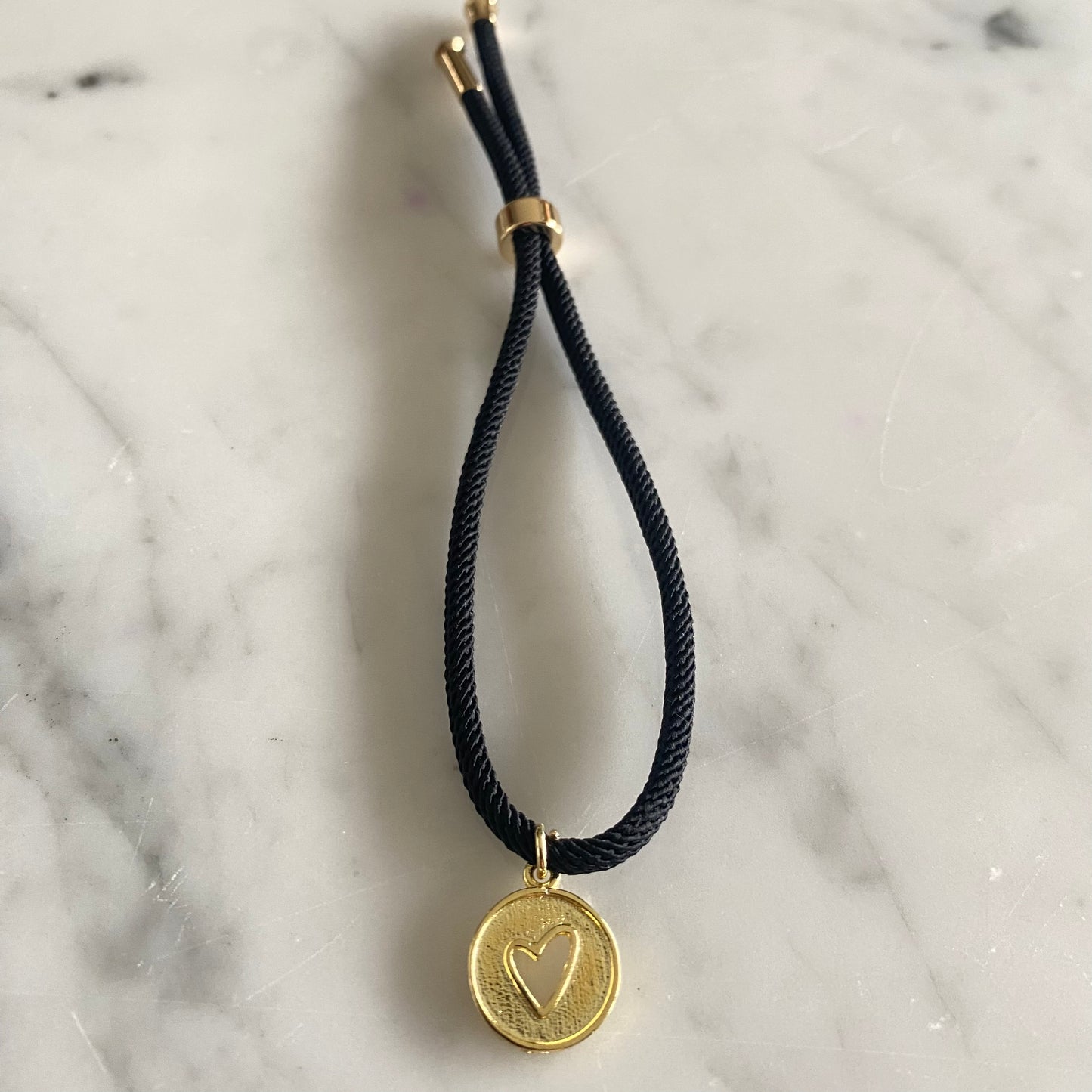Pulsera Cordón Negro