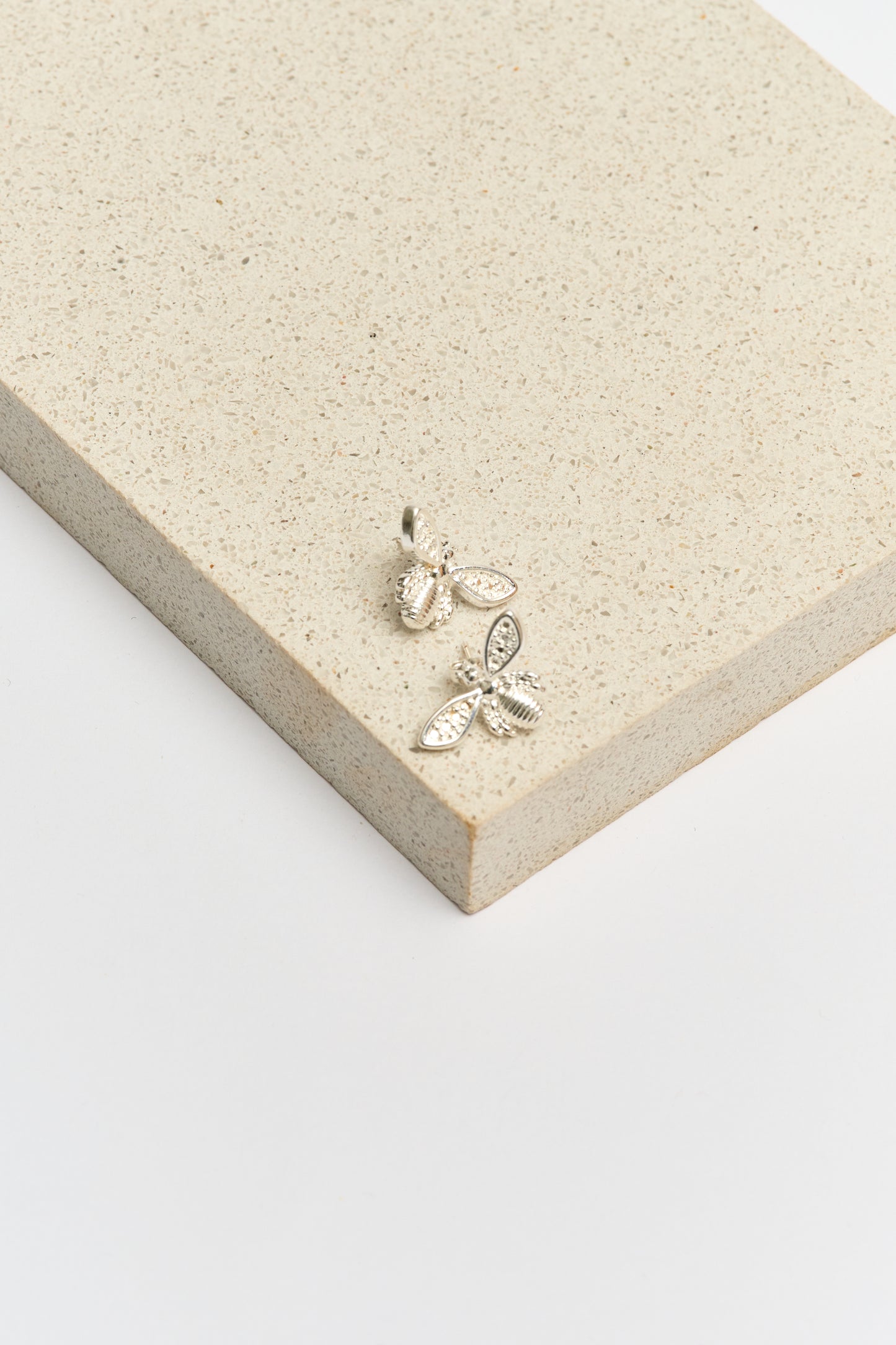 Aros Abeja Plata