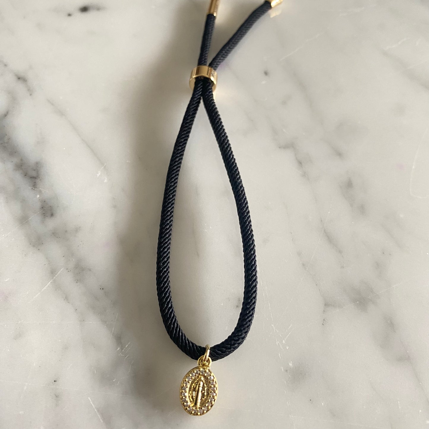 Pulsera Cordón Negro