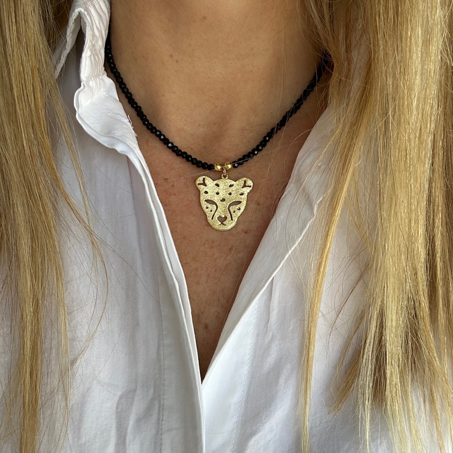 Collar Piedras Chita dorado