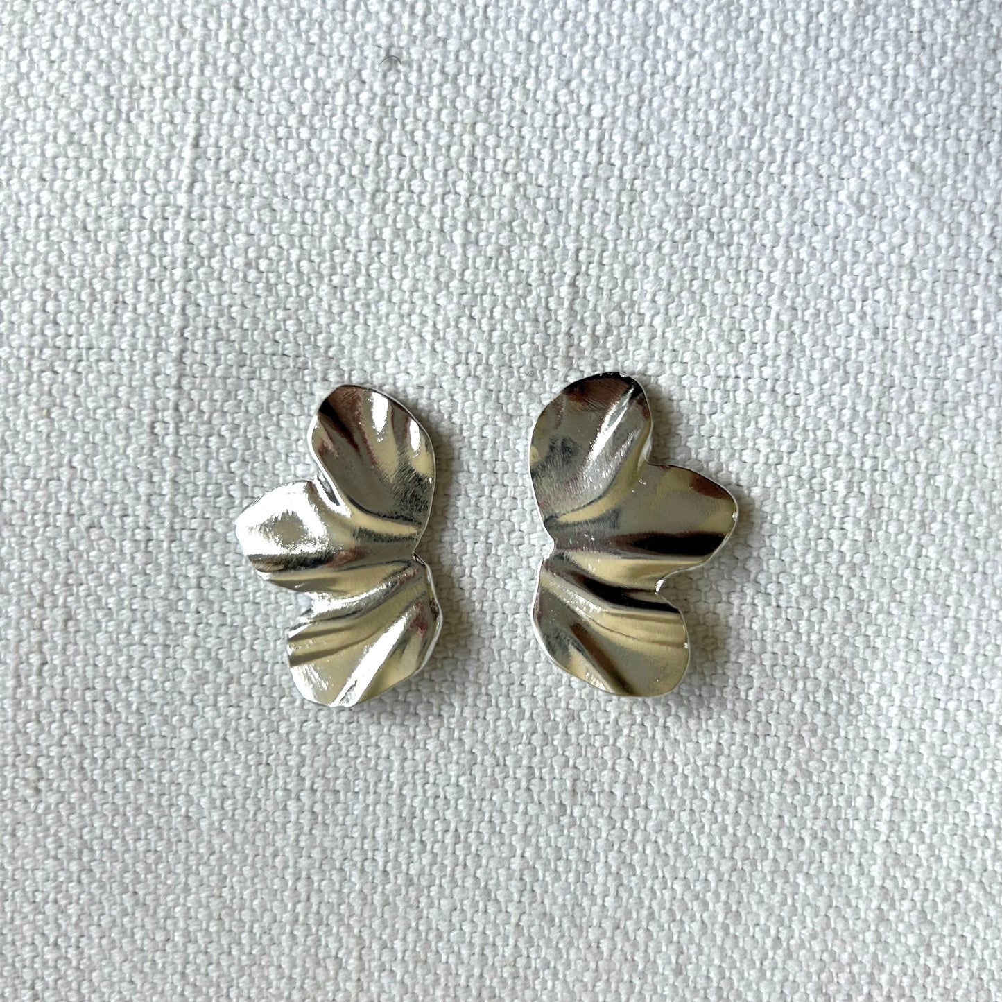 Aros medio Pétalo plata