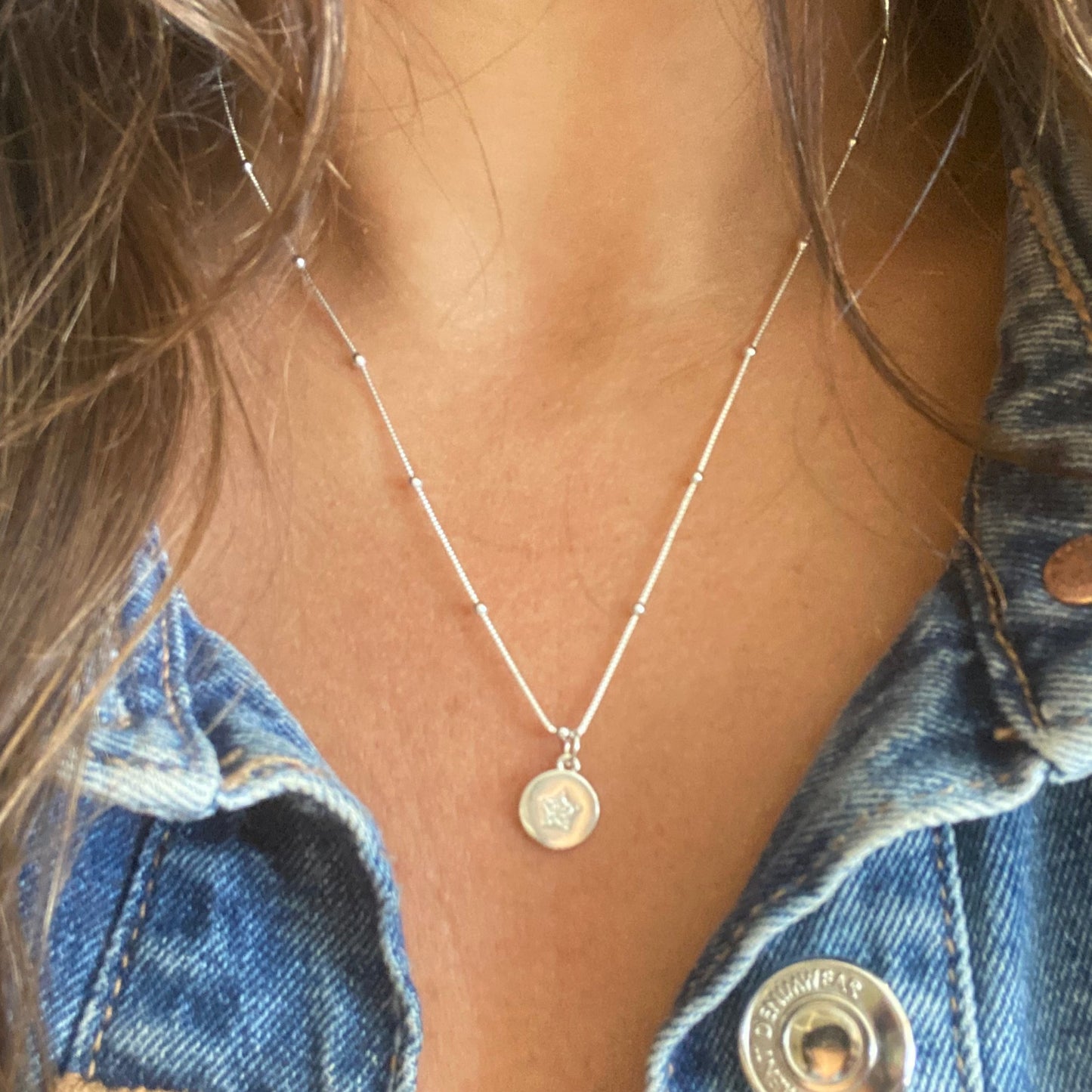 Collar Cata Lucerna