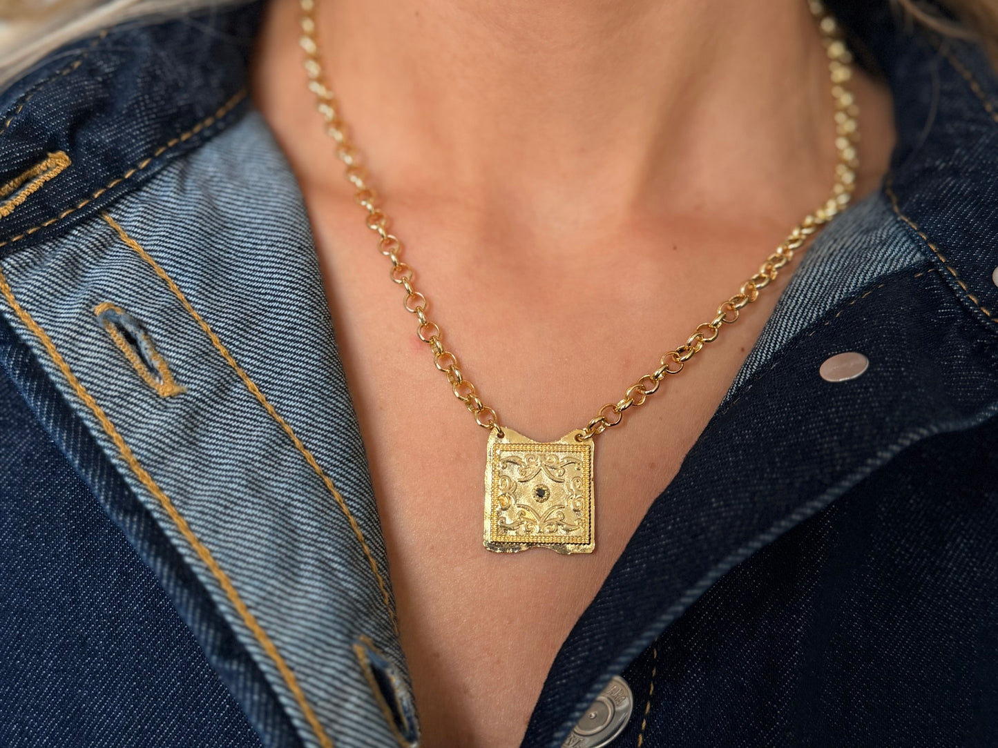Collar Rita