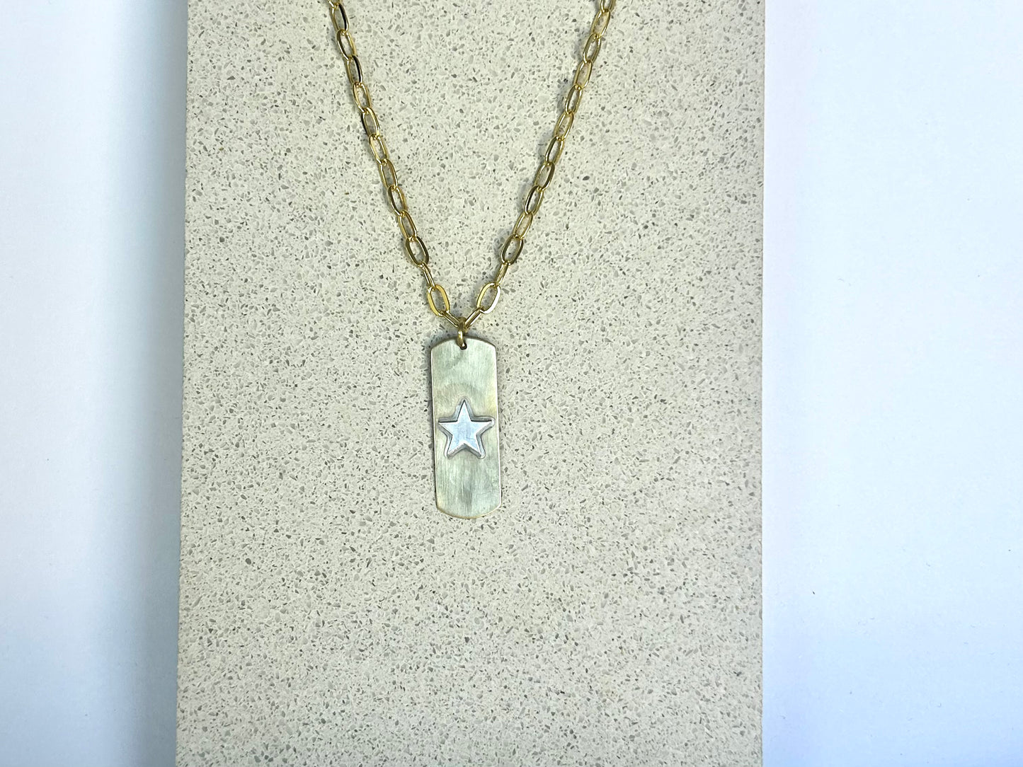 Collar Alba