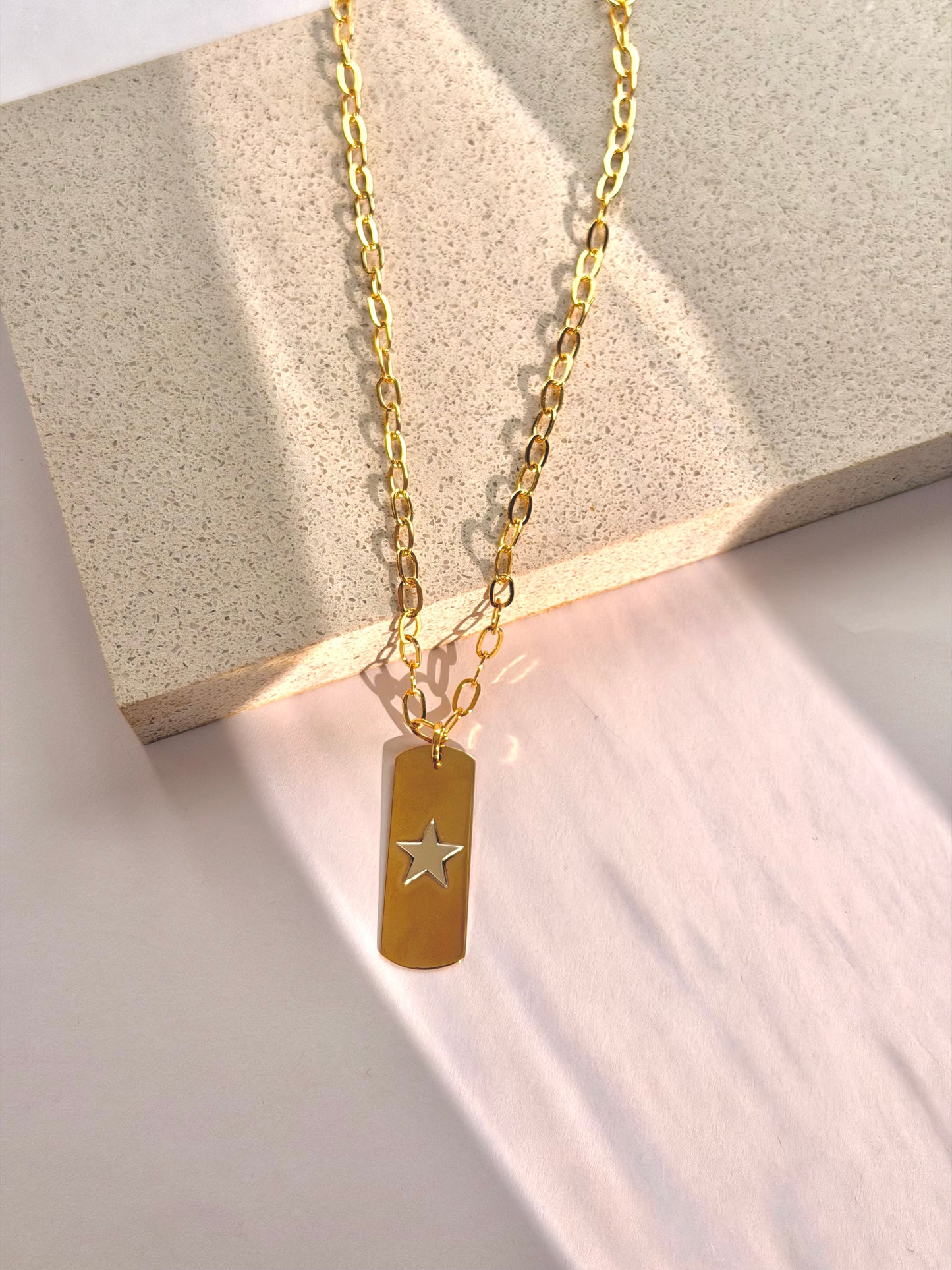 Collar Alba