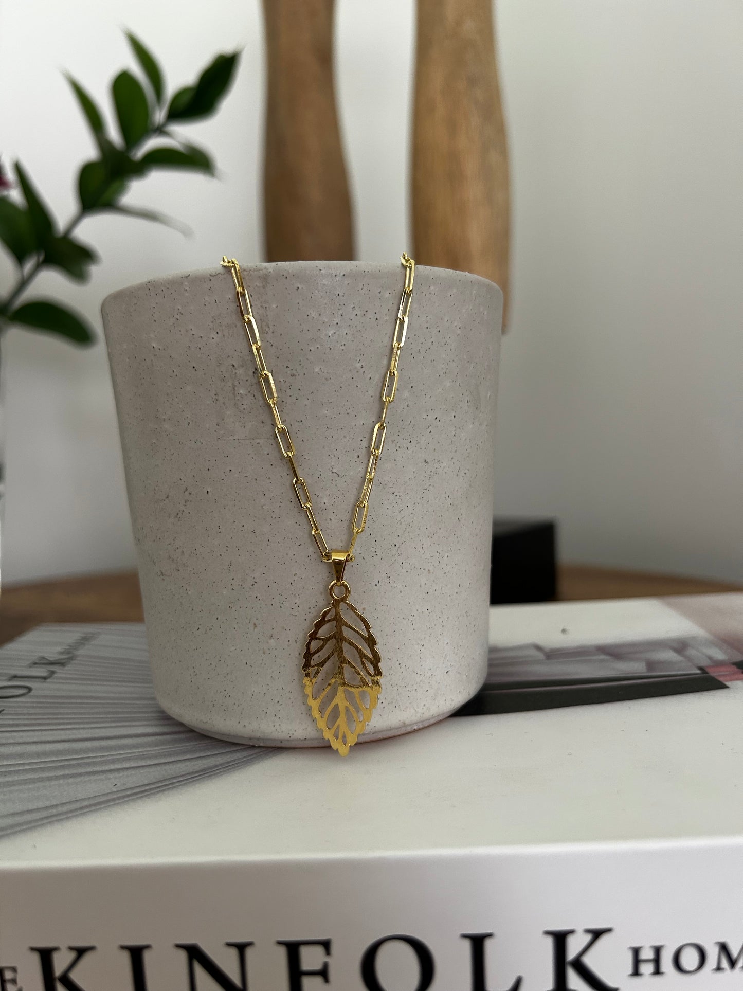 Collar Hoja
