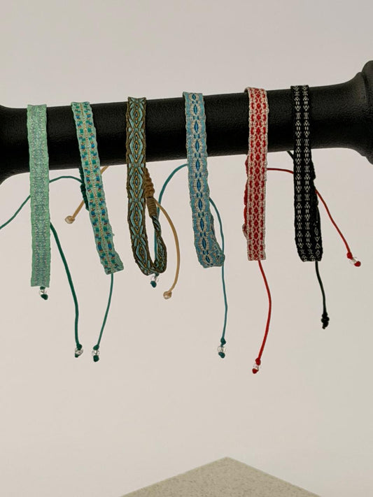 Pulsera Seda Mediana