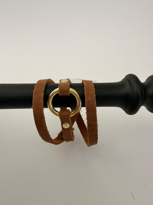Pulsera cuero oro
